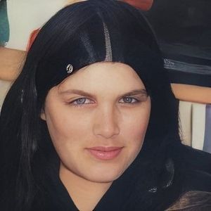 Meet your Posher, Cynthia